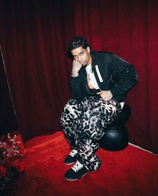 Instagram post by @jbadvss