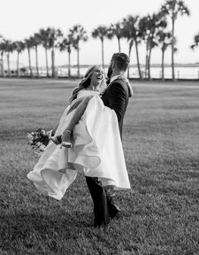 Instagram post by @jessiebarksdalephotography