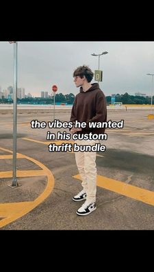 Instagram post by @jglothrifts