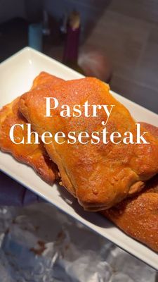 Instagram post by @johnnievassar3