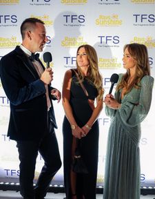 Instagram post by @joliesharpe