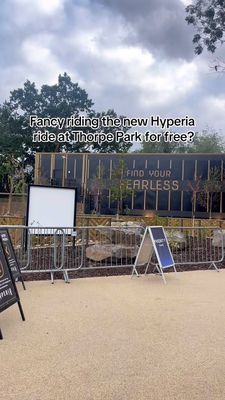 Instagram post by @kayshandchloe