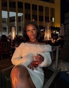 Instagram post by @kennedymeye