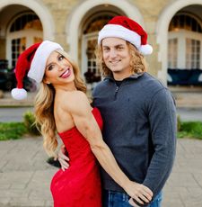 Instagram post by @lariemidkiff