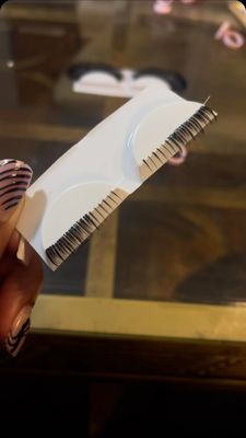 Instagram post by @lashedby_san