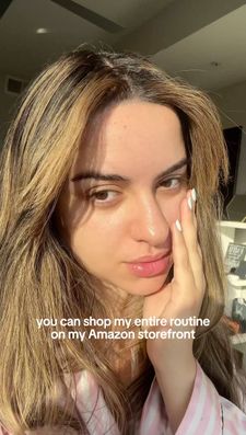 Instagram post by @latenightwithsara