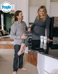 Instagram post by @lauramollphoto