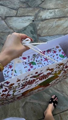 Instagram post by @leightonca