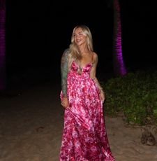 Instagram post by @lunalex