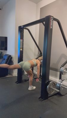 Instagram post by @maevelifts