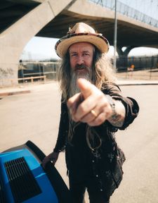 Instagram post by @matjullia