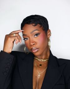 Instagram post by @maya_galore