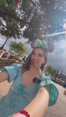 Instagram post by @mayajara