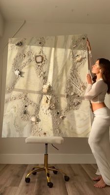 Instagram post by @melissamedinaart