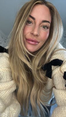 Instagram post by @mignonaobrien