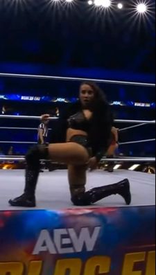 Instagram post by @miss_leilagrey