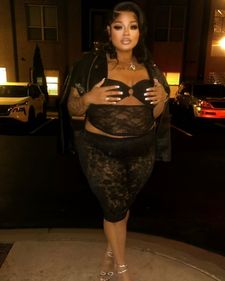 Instagram post by @miz_glambunny_nisha