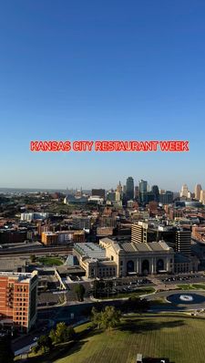 Instagram post by @mollykuplen