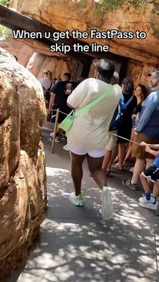 Instagram post by @nene_la_shiro