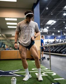 Instagram post by @nicklyfit