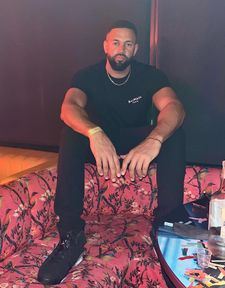 Instagram post by @ollie1sutherland