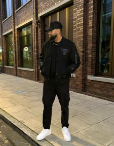 Instagram post by @ollie1sutherland