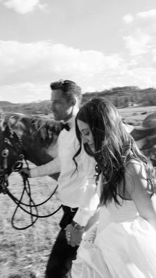 Instagram post by @penweddings