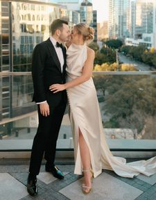 Instagram post by @penweddings