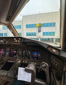 Instagram post by @pilotuchi