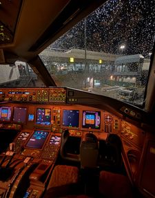 Instagram post by @pilotuchi