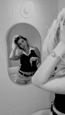 Instagram post by @piperphillips