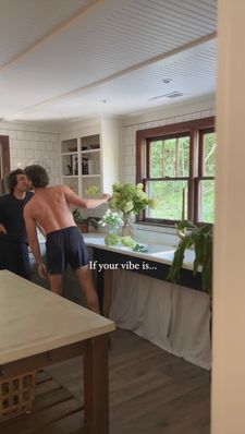 Instagram post by @pjandthomas