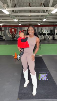 Instagram post by @prettysassyfit