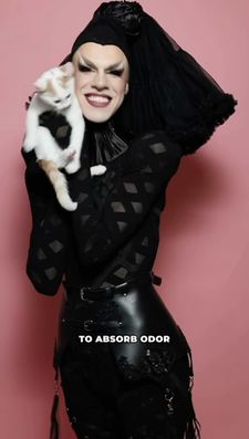 Instagram post by @queenutica