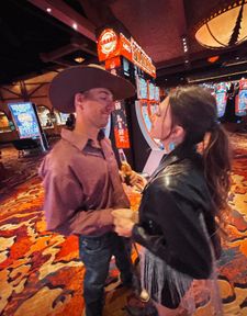 Instagram post by @rachelzelzo_