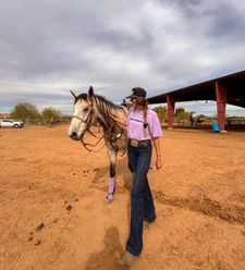 Instagram post by @rachelzelzo_