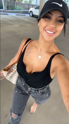 Instagram post by @realtor_laura