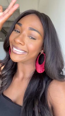 Instagram post by @rebeccaarianne