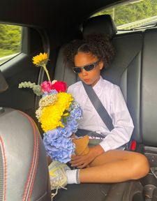 Instagram post by @redcarpetgirlz