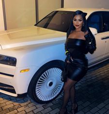 Instagram post by @reynalove305