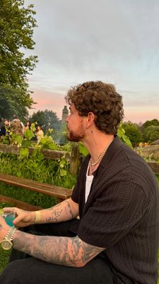 Instagram post by @rosieandharry