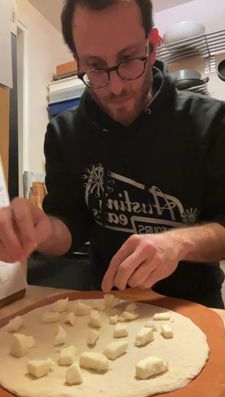 Instagram post by @scottspizzatours