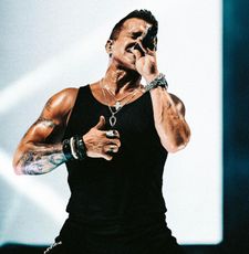 Instagram post by @scottstapp