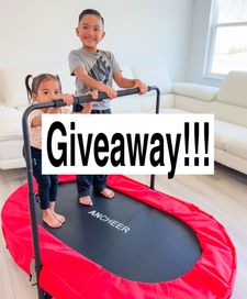 Instagram post by @seth_and_sofia