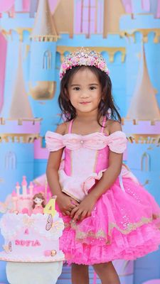 Instagram post by @seth_and_sofia