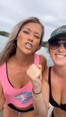 Instagram post by @shanalester