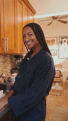 Instagram post by @shanikahillocks