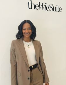 Instagram post by @shanikahillocks