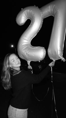 Instagram post by @shelbyannbell