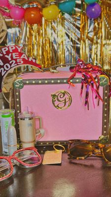 Instagram post by @shenksforthememories